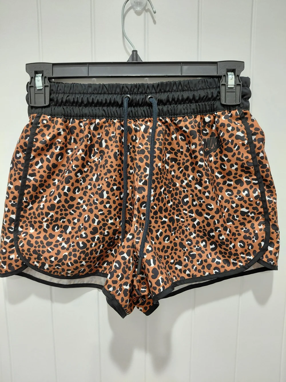 Nike Women’s Leopard-Print Athletic Shorts - Brown/Black #0941